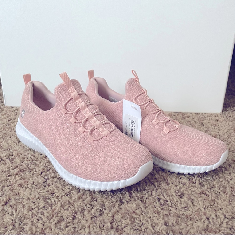Store Display Light Pink Slip-on Skechers Sport Tennis Shoes Sz 10